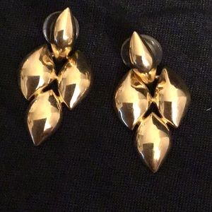 Napier gold tone earrings
